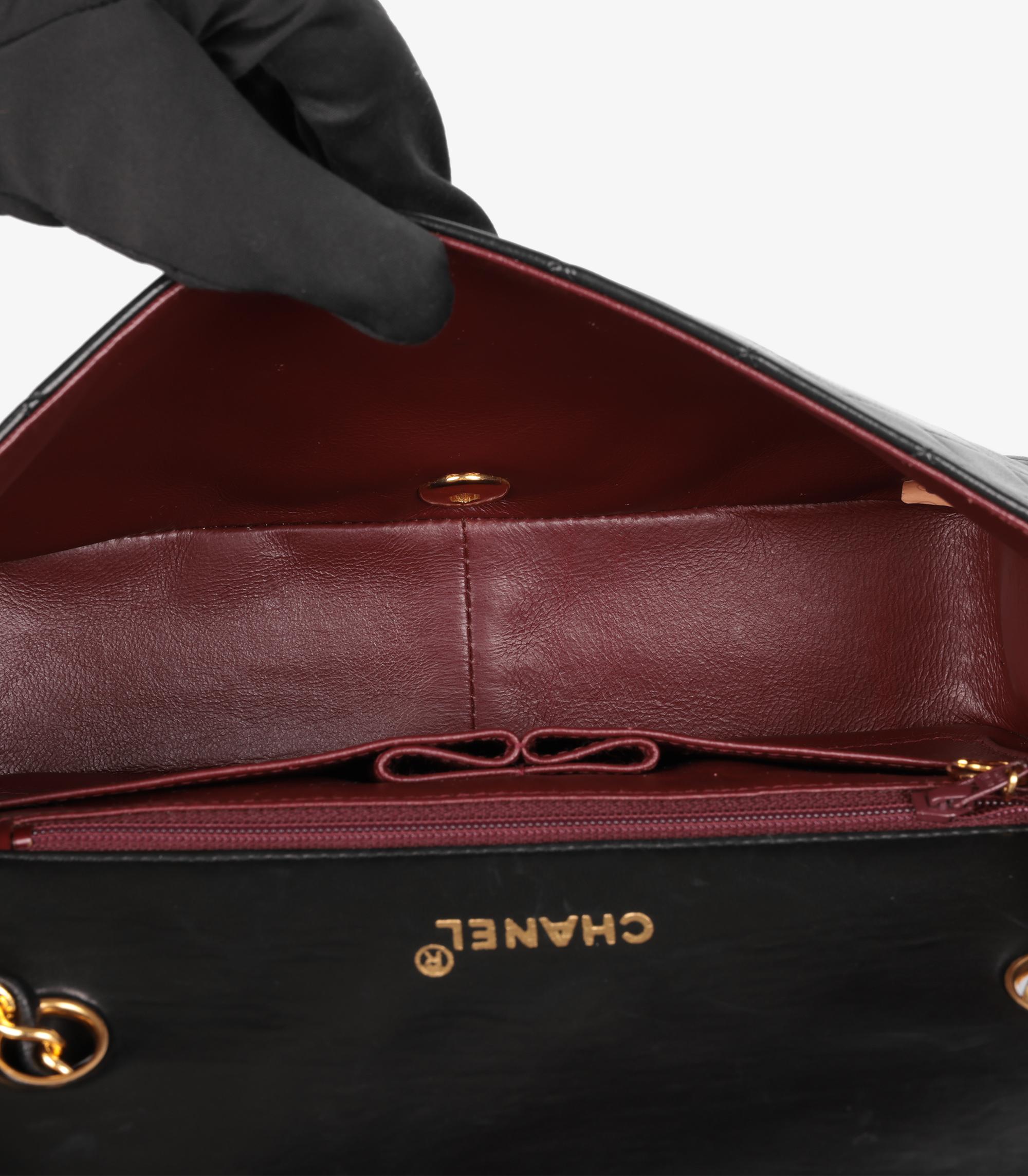 Chanel Black Quilted Lambskin Vintage Small Classic Single Full Flap Bag en vente 3