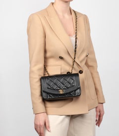 Chanel Black Quilted Lambskin Vintage Small Diana Classic Single Flap Bag