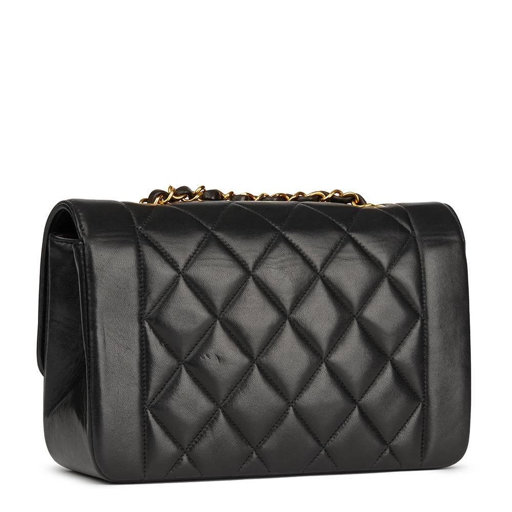 Chanel Black Quilted Lambskin Vintage Small Diana Classic Single Flap Bag  In Excellent Condition In Bishop's Stortford, Hertfordshire