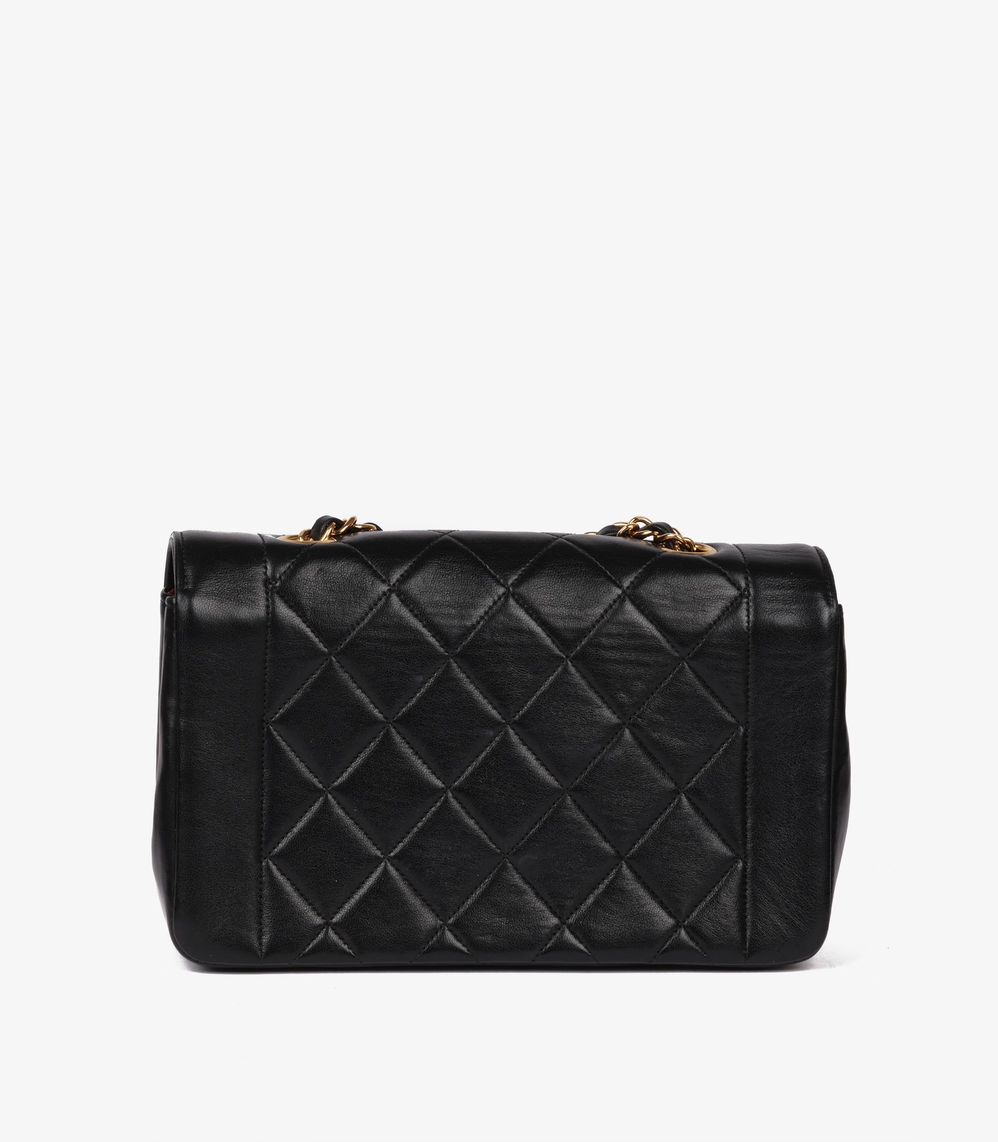 Chanel Black Quilted Lambskin Vintage Small Diana Classic Single Flap Bag For Sale 1