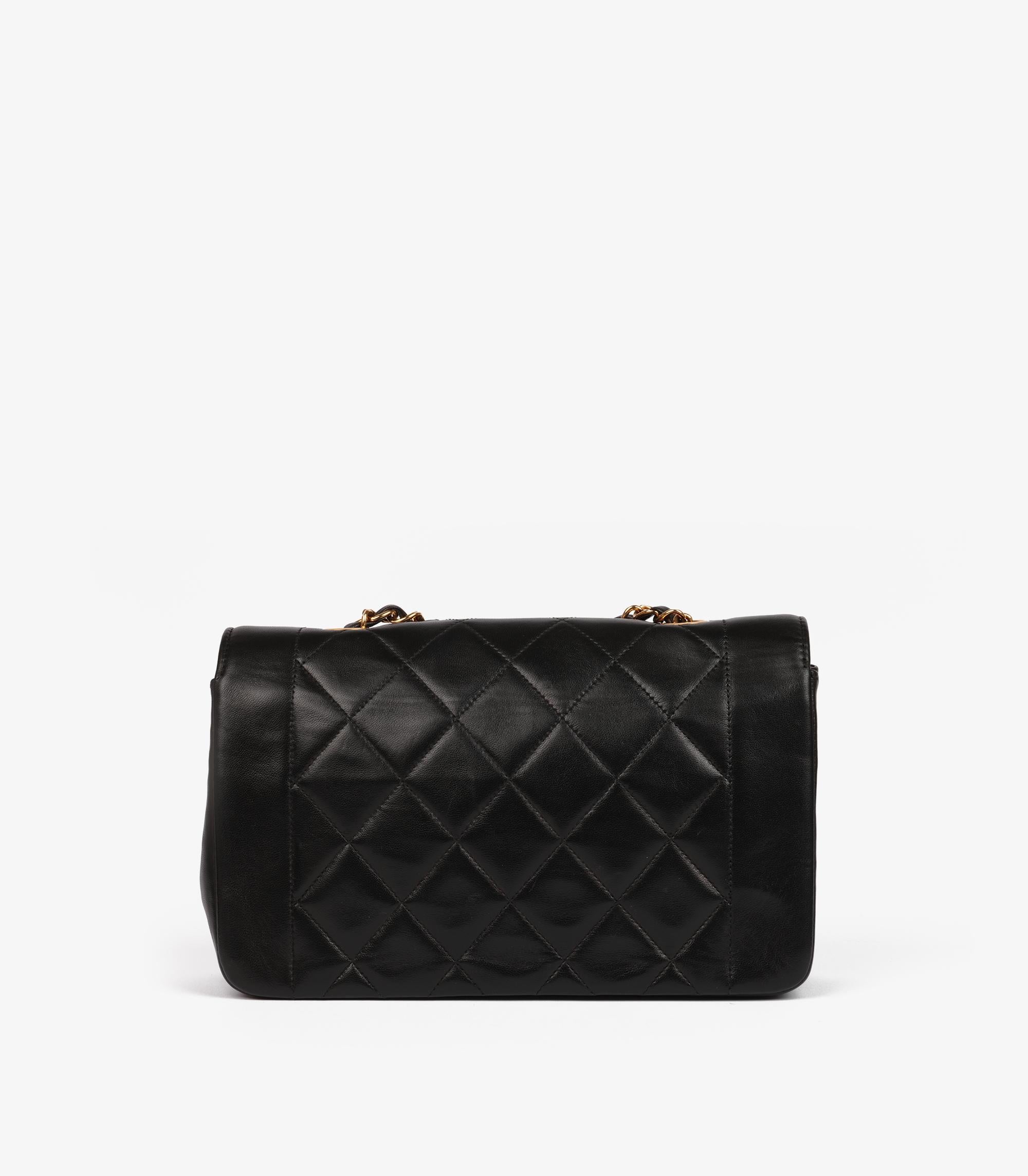 Chanel Black Quilted Lambskin Vintage Small Diana Classic Single Flap Bag For Sale 1