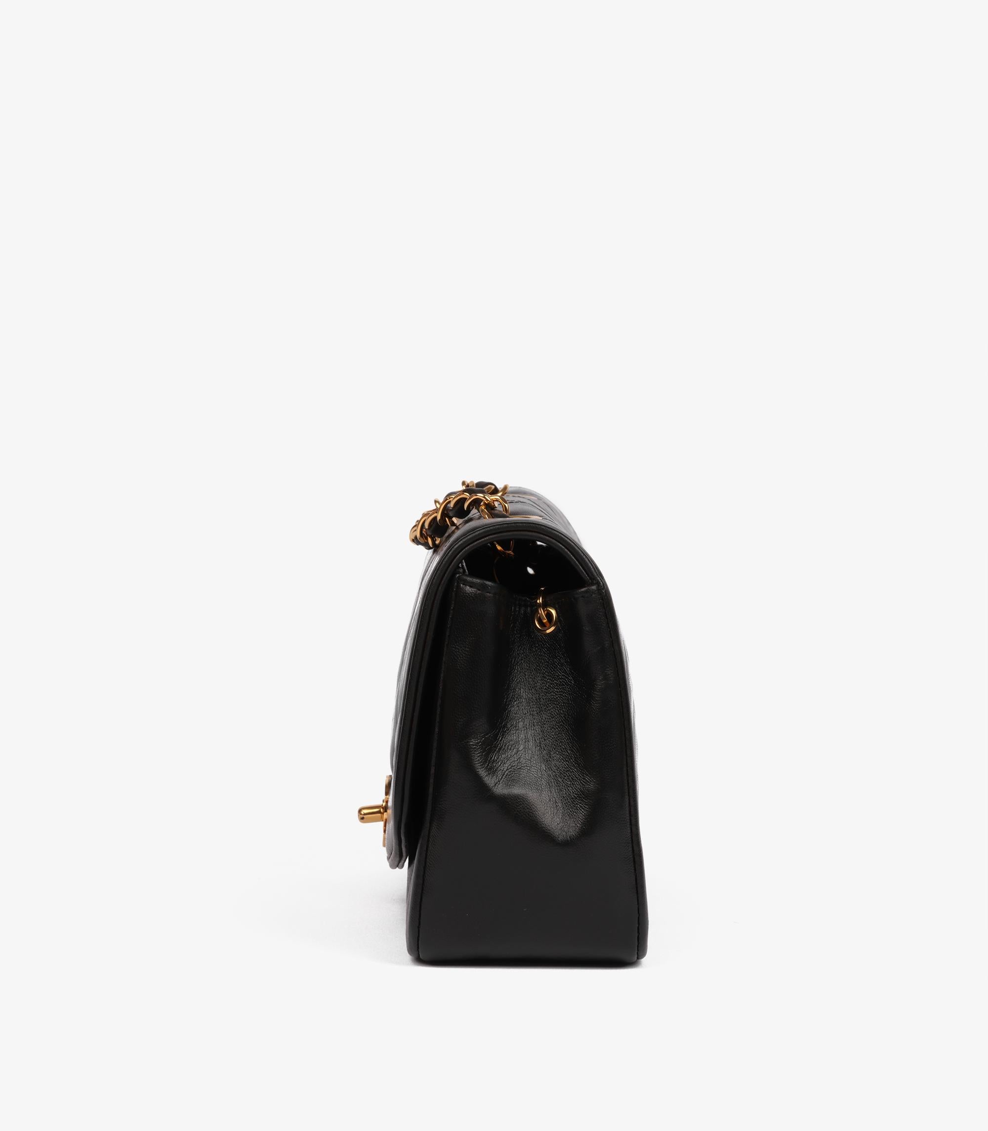 Chanel Black Quilted Lambskin Vintage Small Diana Classic Single Flap Bag For Sale 2