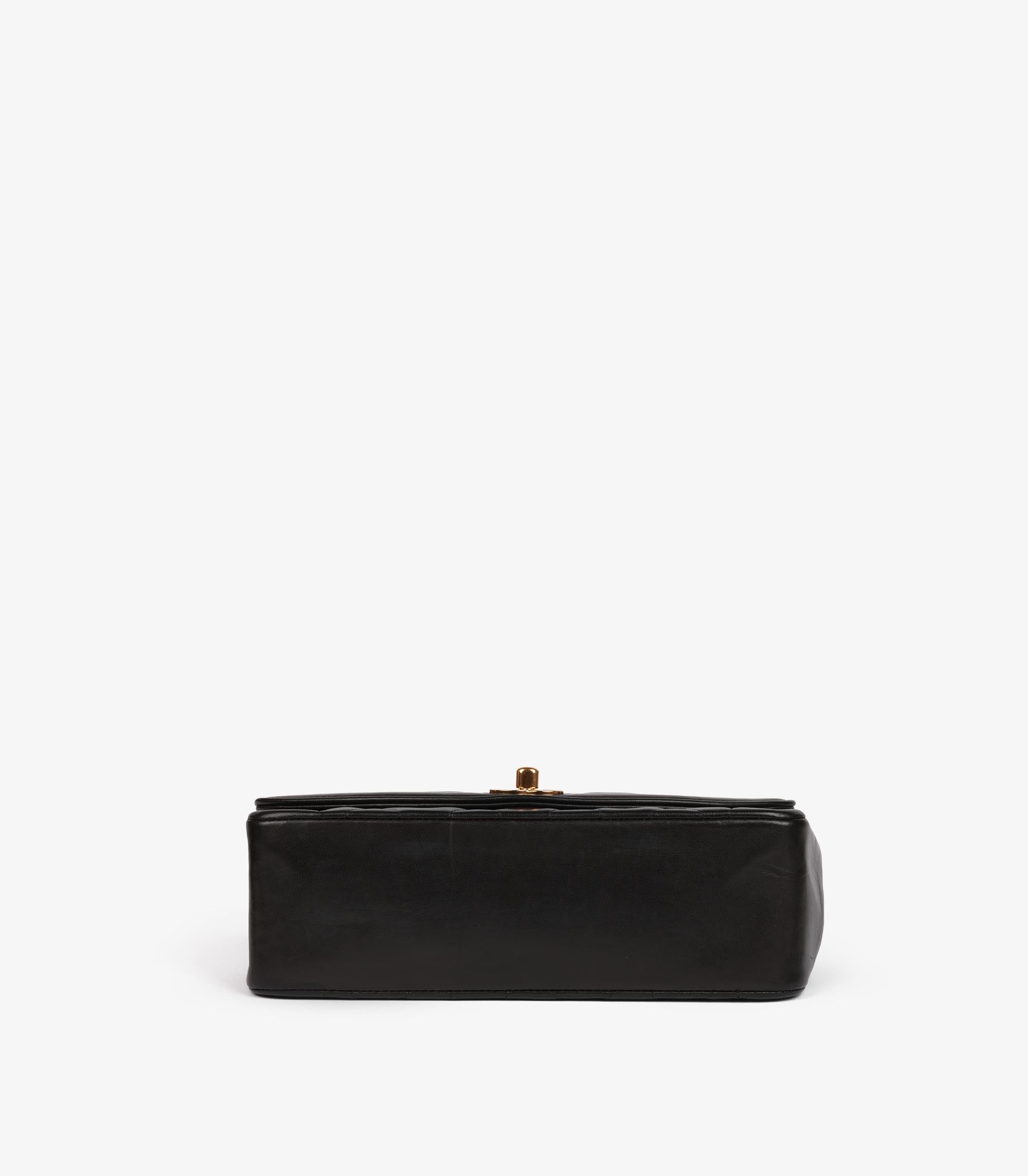 Chanel Black Quilted Lambskin Vintage Small Diana Classic Single Flap Bag For Sale 3