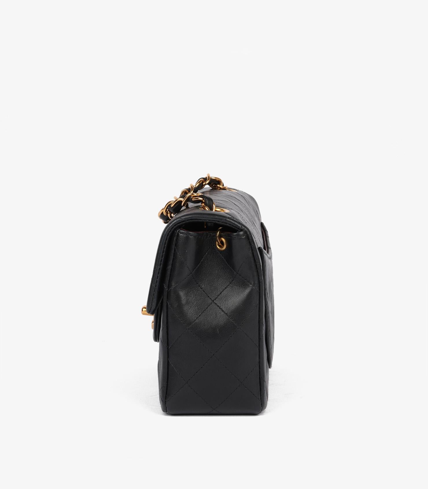 Chanel Black Quilted Lambskin Vintage Square Mini Flap Bag Pour femmes en vente