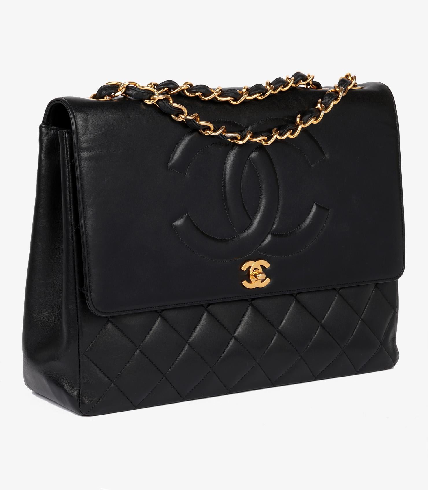 Chanel Black Quilted Lambskin Vintage Timeless Maxi Jumbo Classic Flap Bag In Excellent Condition For Sale In Bishop's Stortford, Hertfordshire