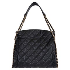 CHANEL schwarzes gestepptes Leder 2011 CHAIN ME UP MEDIUM Hobo Bag