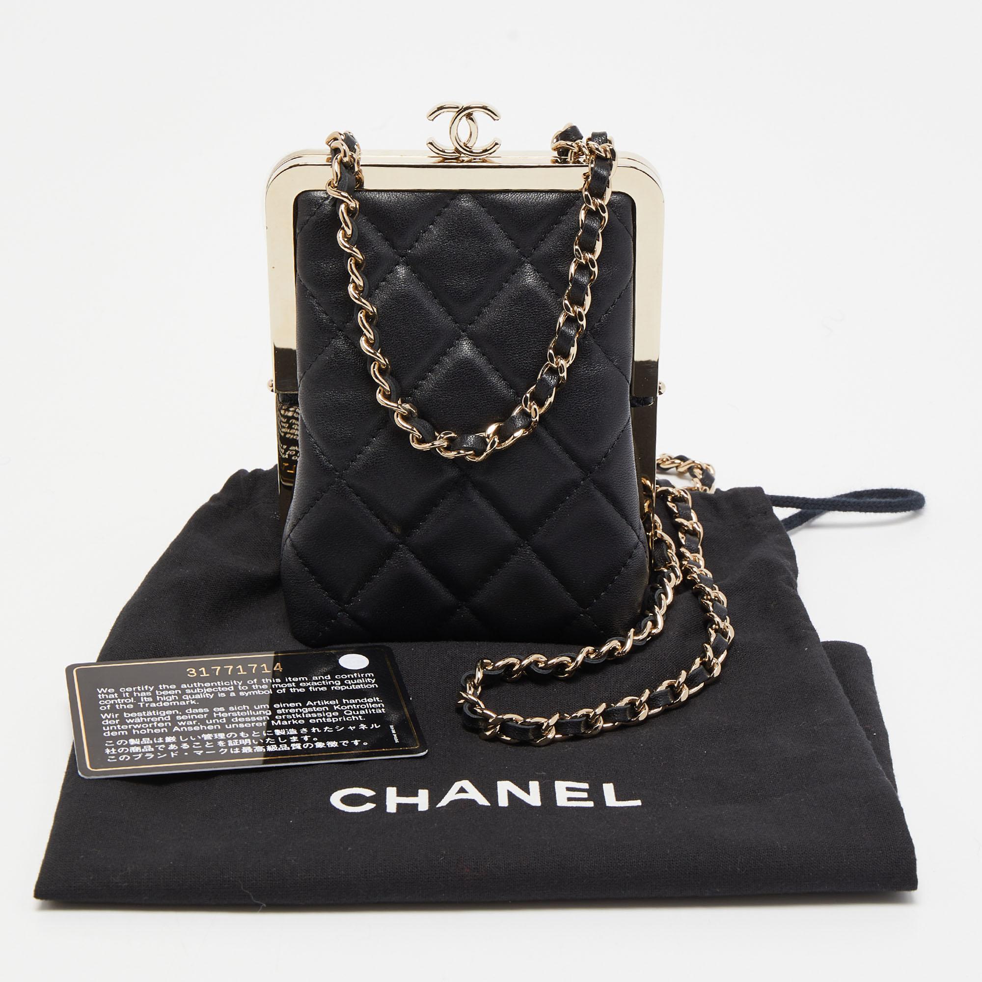 Chanel Black Quilted Leather and Plexiglass CC Chain Clutch 8