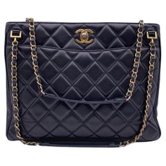 Chanel Black Quilted Leather Bucket Shoulder Bag Tote Chanel Black Quilted Leather Bucket Shoulder Bag Tote