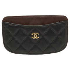 Chanel Schwarzer Kartenetui aus gestepptem Leder