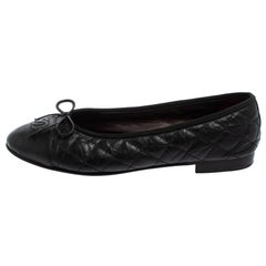 Chanel Black Quilted Leather CC Bow Cap Toe Ballet Flats Size 38.5