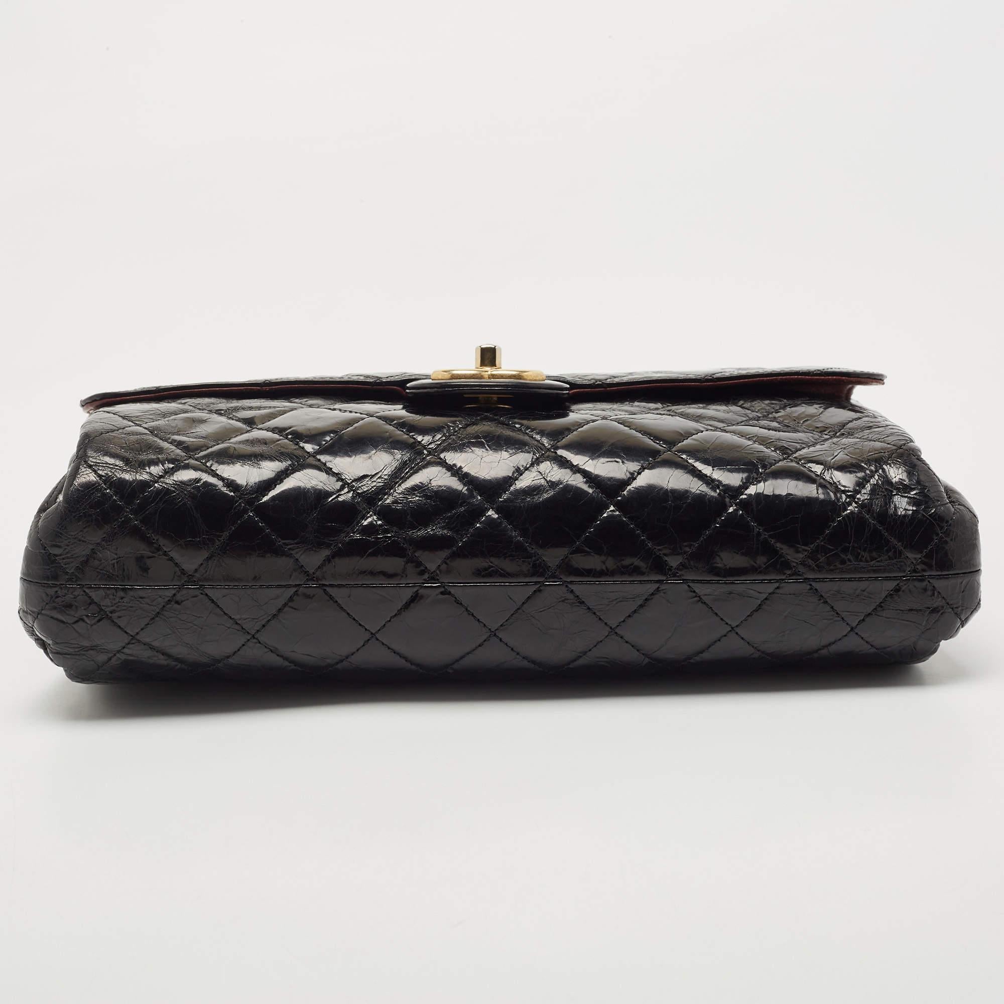 Chanel Black Quilted Leather CC Flap Bag For Sale 1