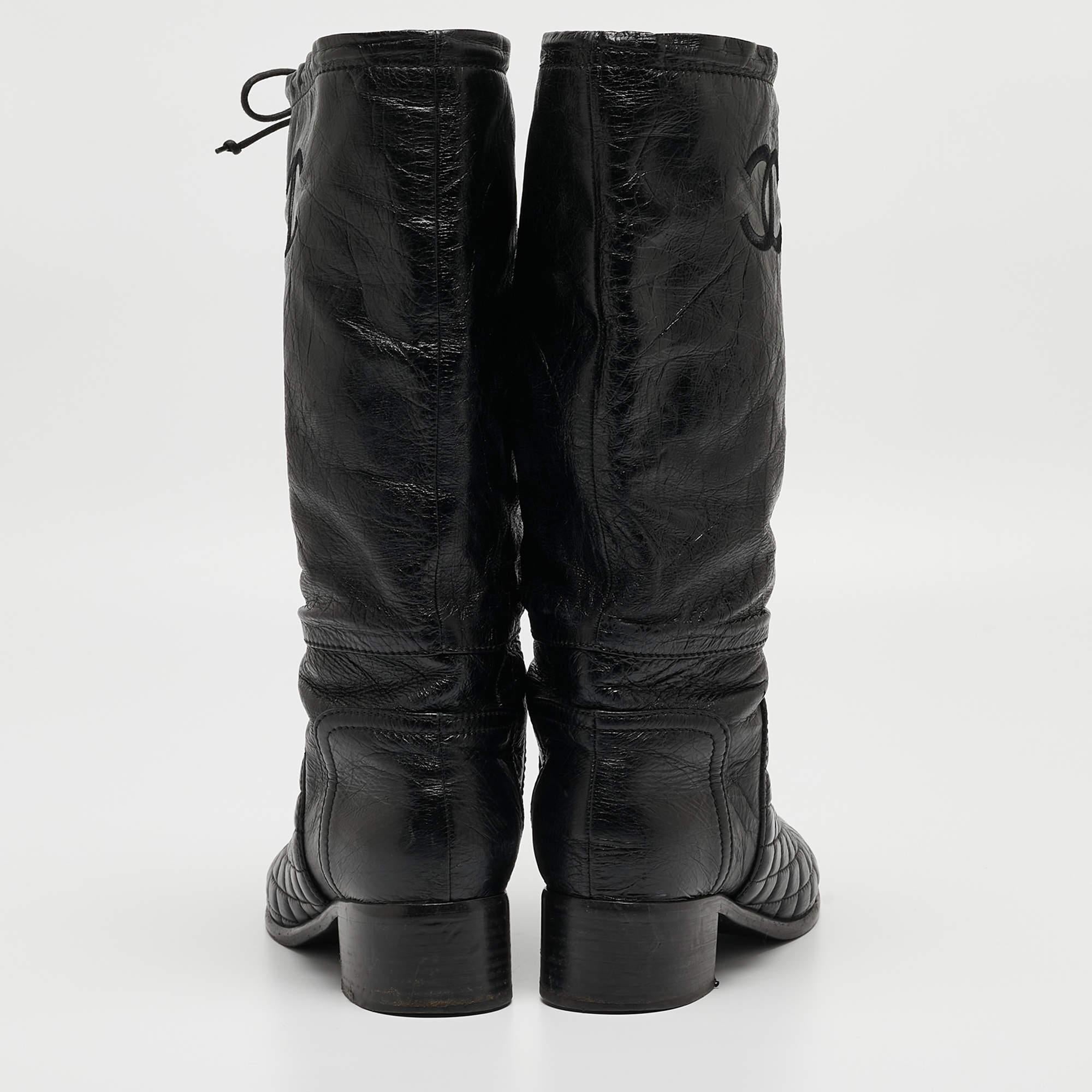Women's Chanel Black Quilted Leather CC Mid Calf Boots Size 39 For Sale