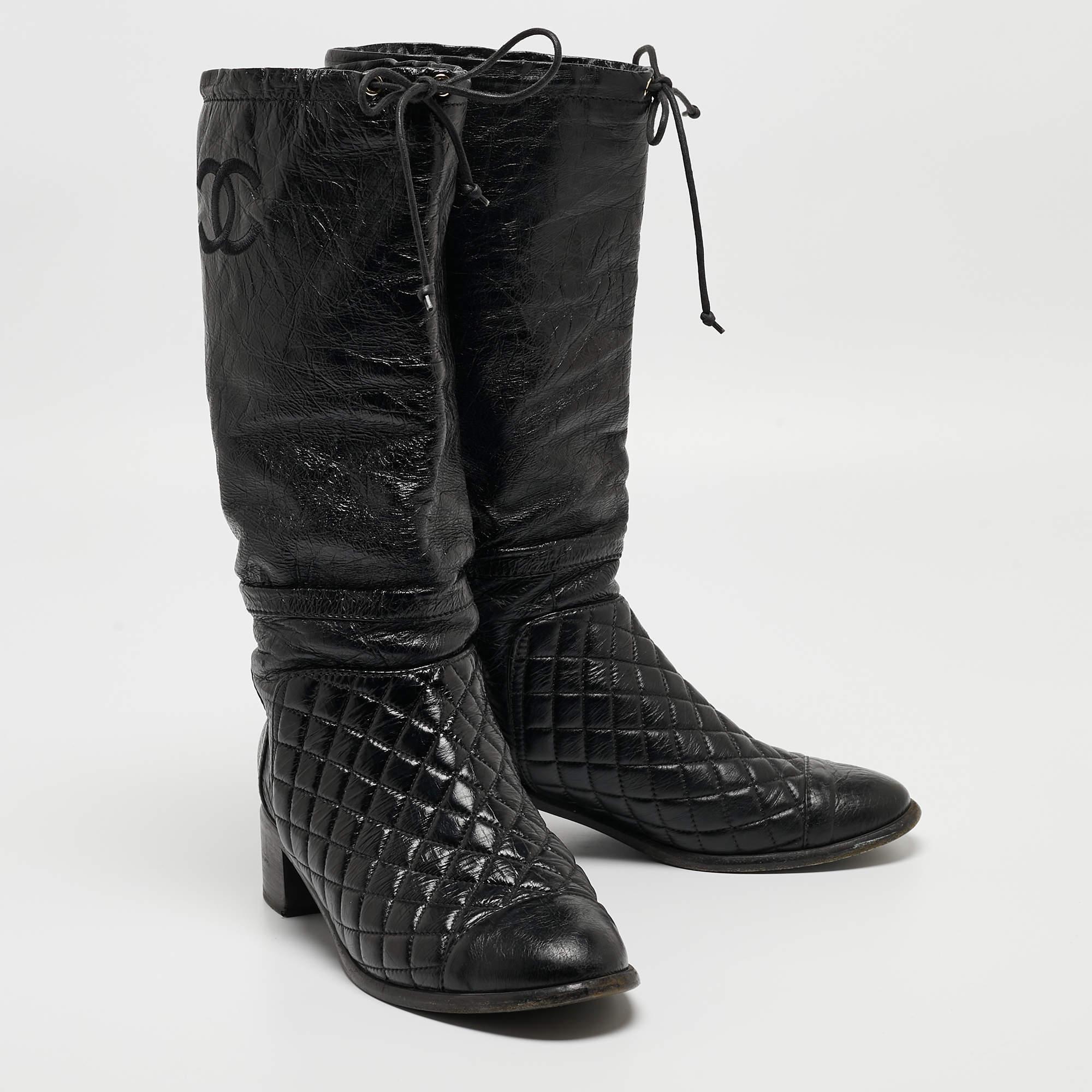 Chanel Black Quilted Leather CC Mid Calf Boots Size 39 For Sale 5