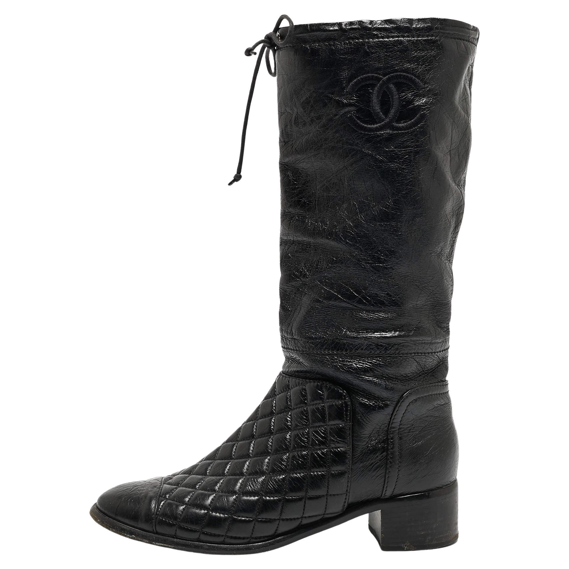 Chanel Black Quilted Leather CC Mid Calf Boots Size 39 For Sale