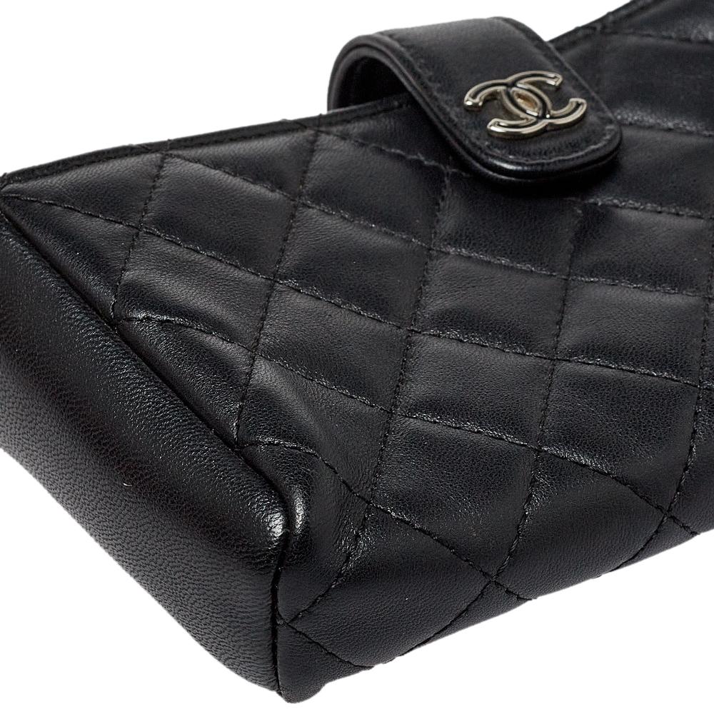 Chanel Black Quilted Leather CC O-Mini Phone Holder Clutch 1