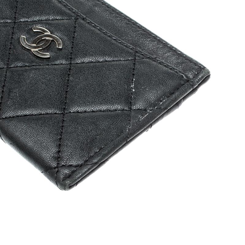 Women's Chanel Black Quilted Leather Classic Card Holder