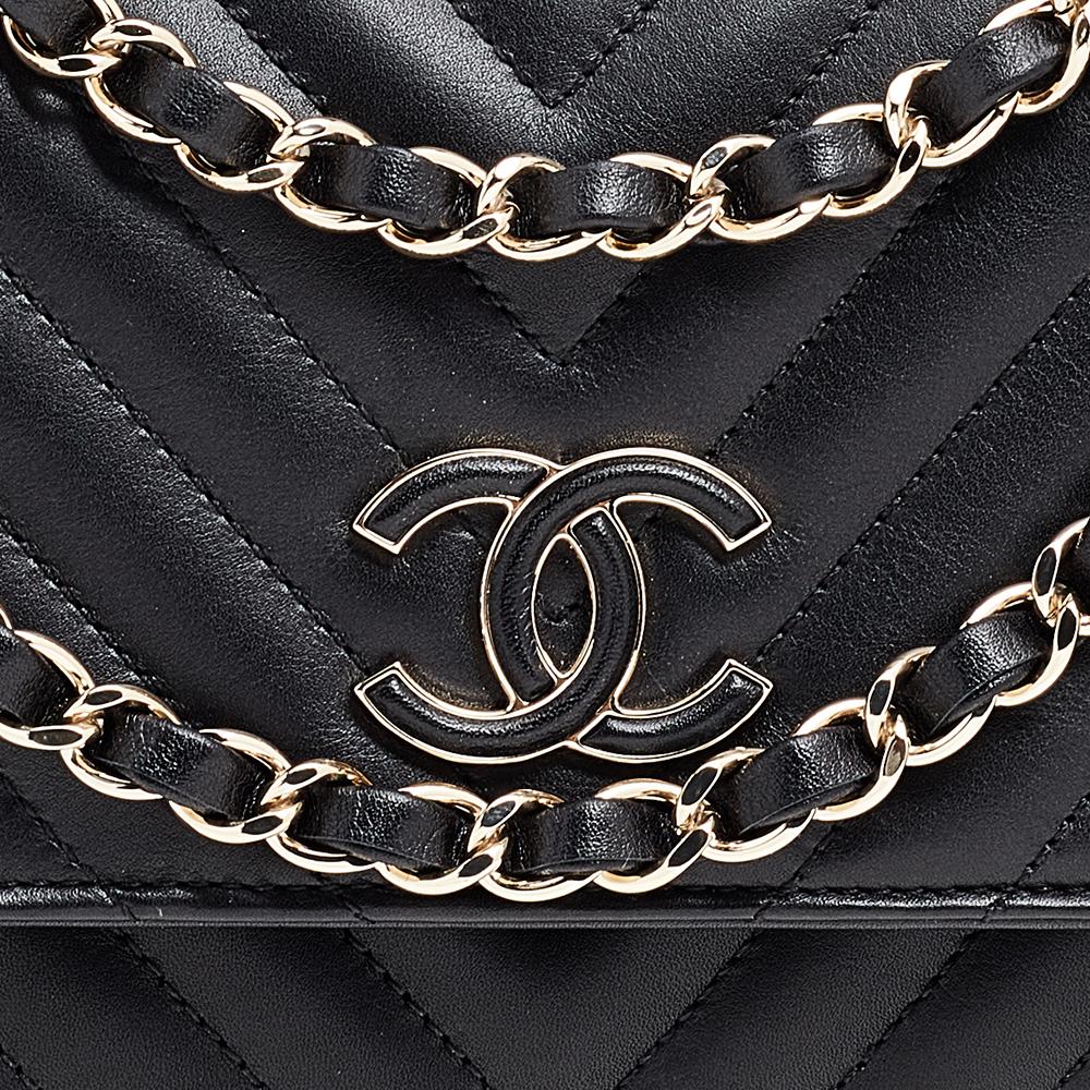 Chanel Black Quilted Leather Daily Chevron Flap Bag 7