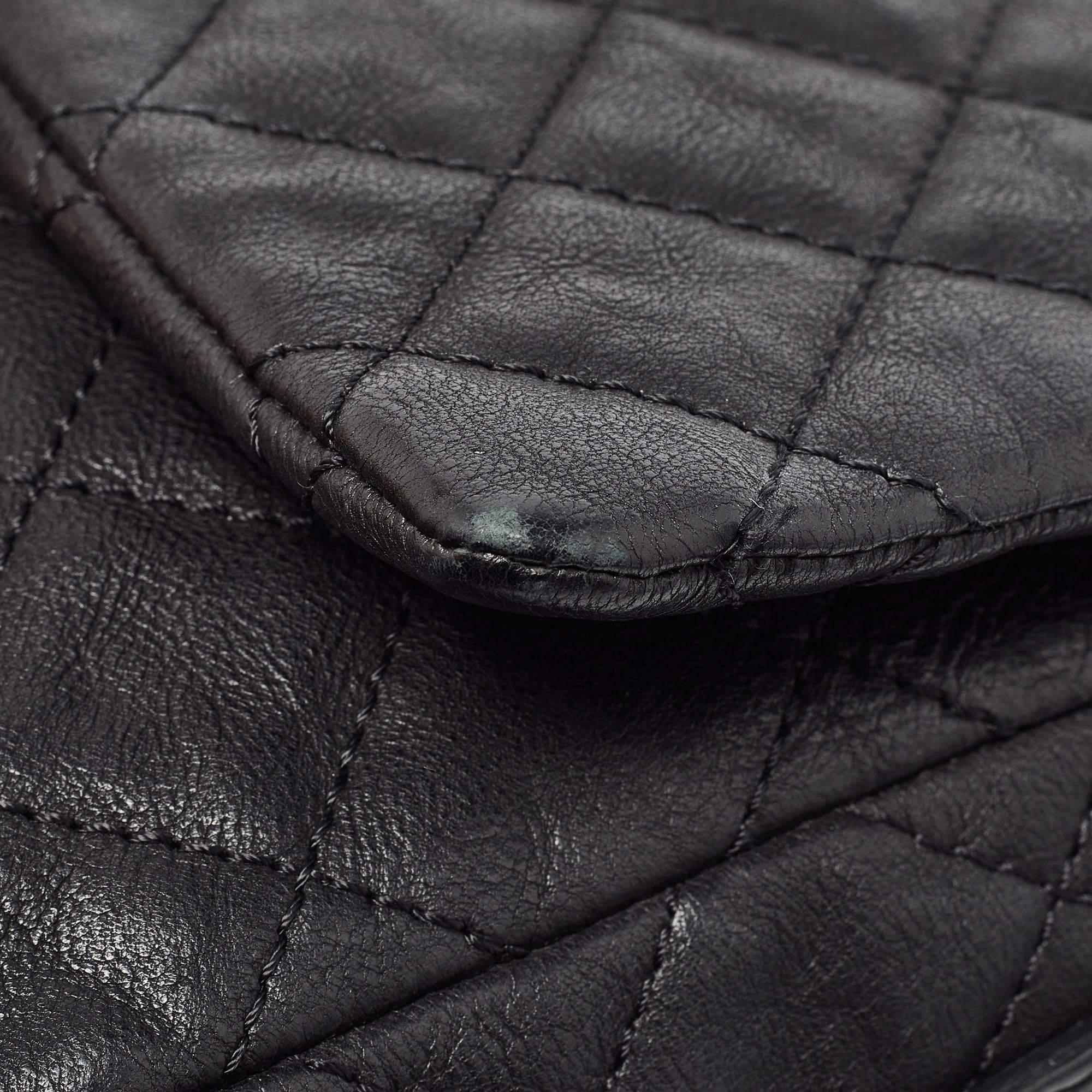 Chanel Black Quilted Leather Easy Reissue Messenger Bag For Sale 4