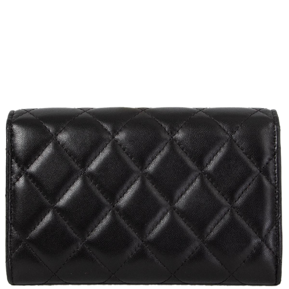 Black CHANEL black quilted leather EGYPT CC Wallet