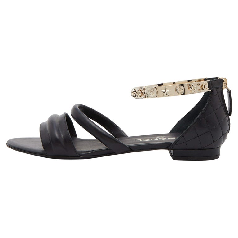 Chanel Beige CC Turnlock Leather Triple Strap Flat Sandals Size 40.5 Chanel