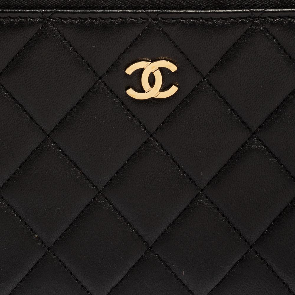 Chanel Schwarzes gestepptes Leder Portemonnaie mit flachem Reißverschluss 4