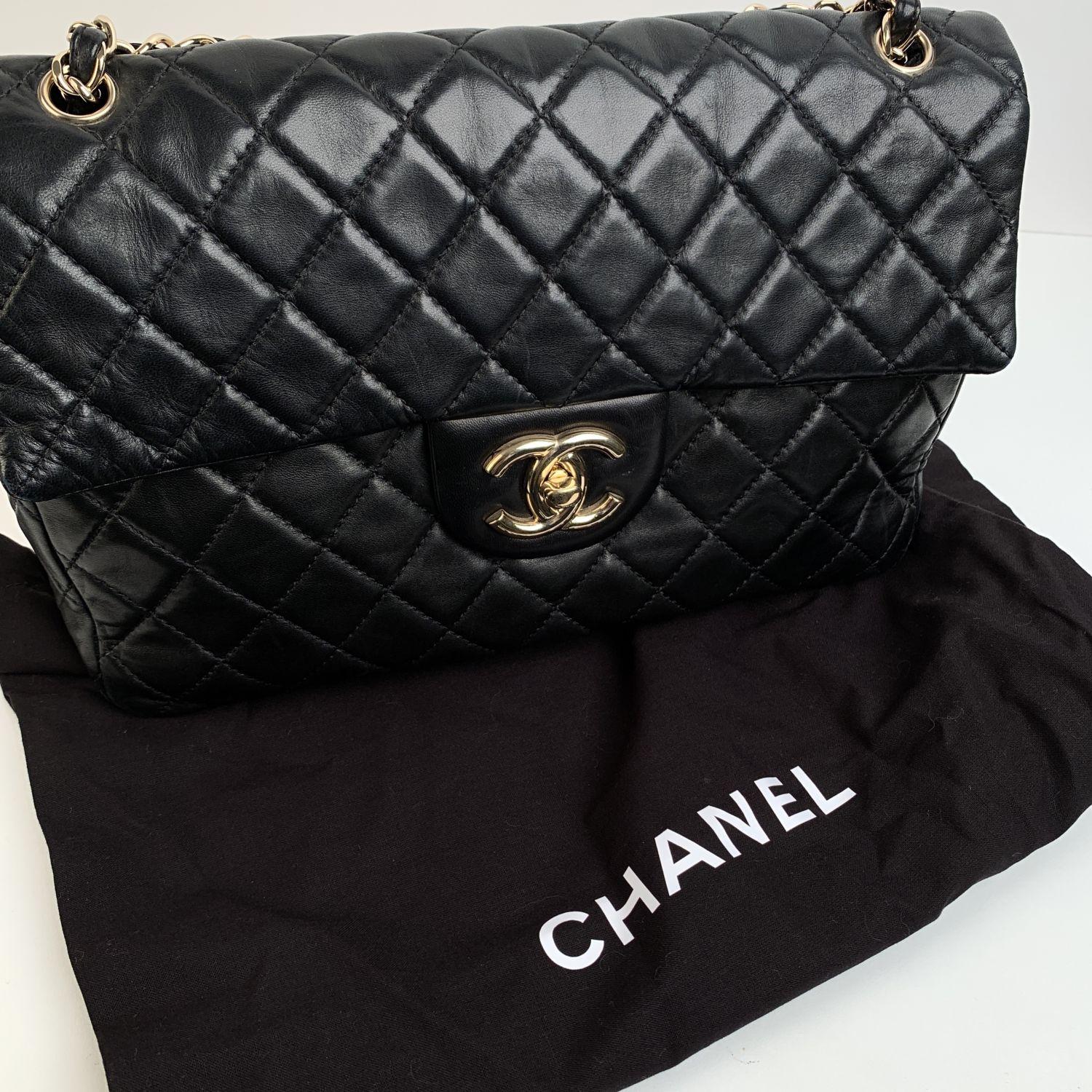 Chanel Black Quilted Leather Jumbo Classic Flap 2.55 Shoulder Bag 6