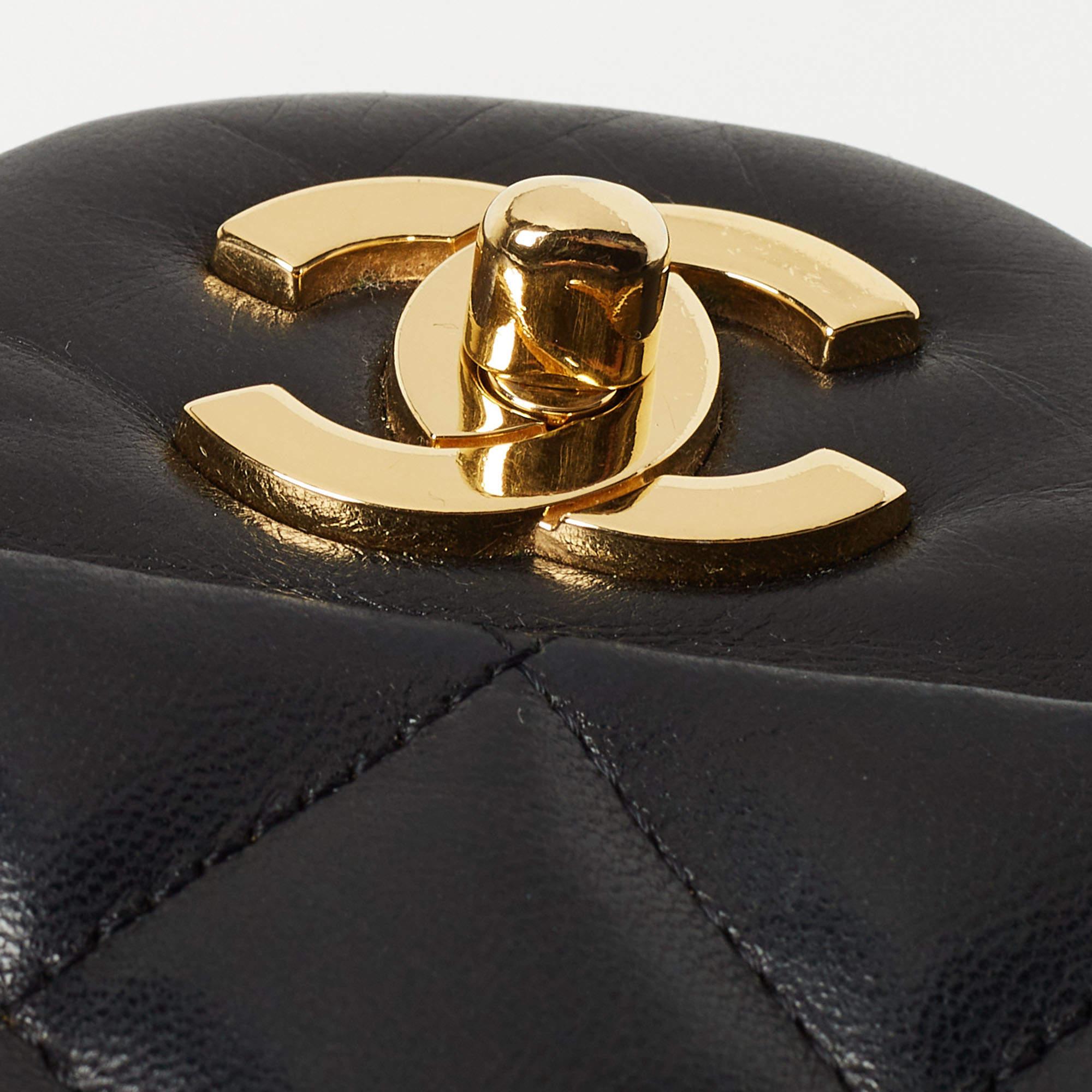Chanel Black Quilted Leather Jumbo Classic Single Flap Bag For Sale 12