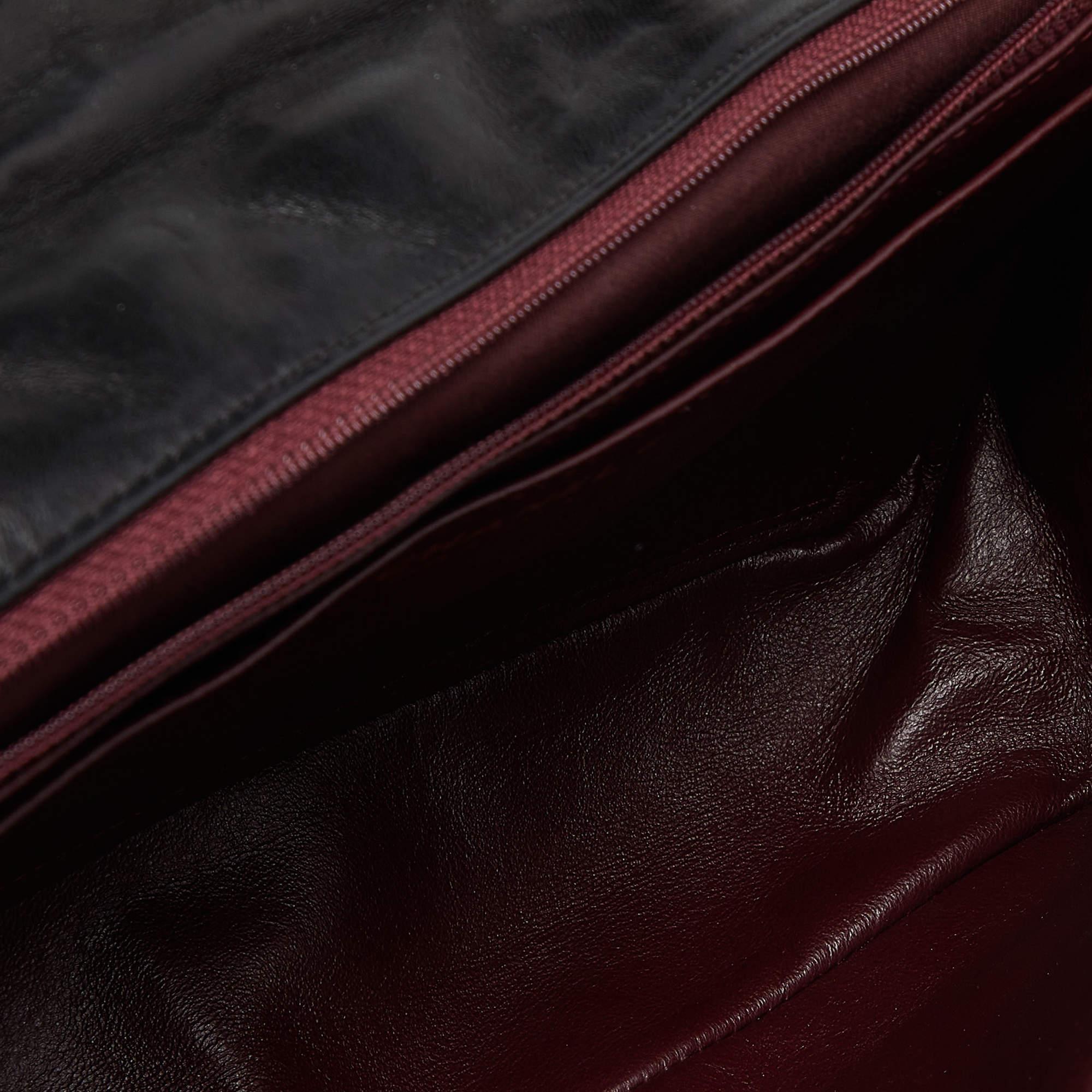 Chanel Negro Acolchado Piel Jumbo Clásico Bolso Solapa Simple 2
