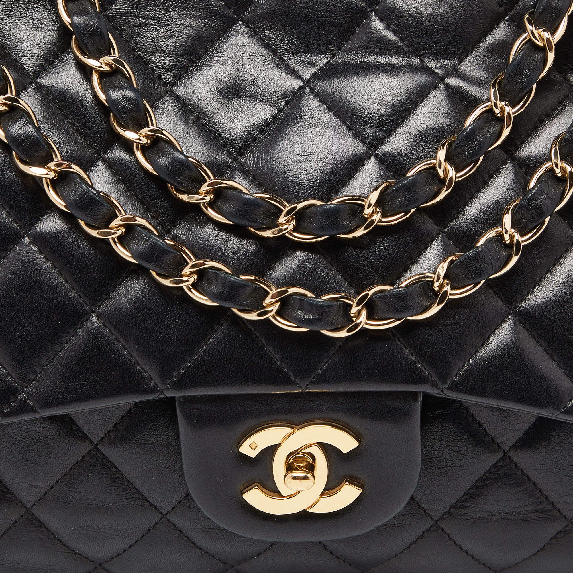 Chanel Black Quilted Leather Jumbo Classic Single Flap Bag For Sale 3