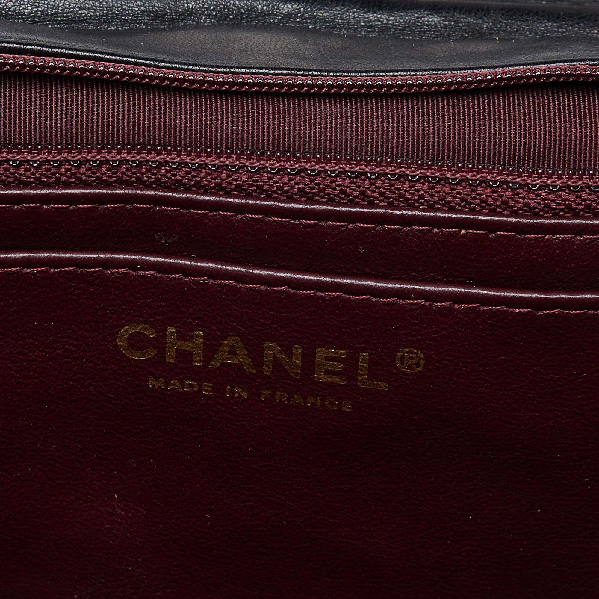 Chanel Negro Acolchado Piel Jumbo Clásico Bolso Solapa Simple 3