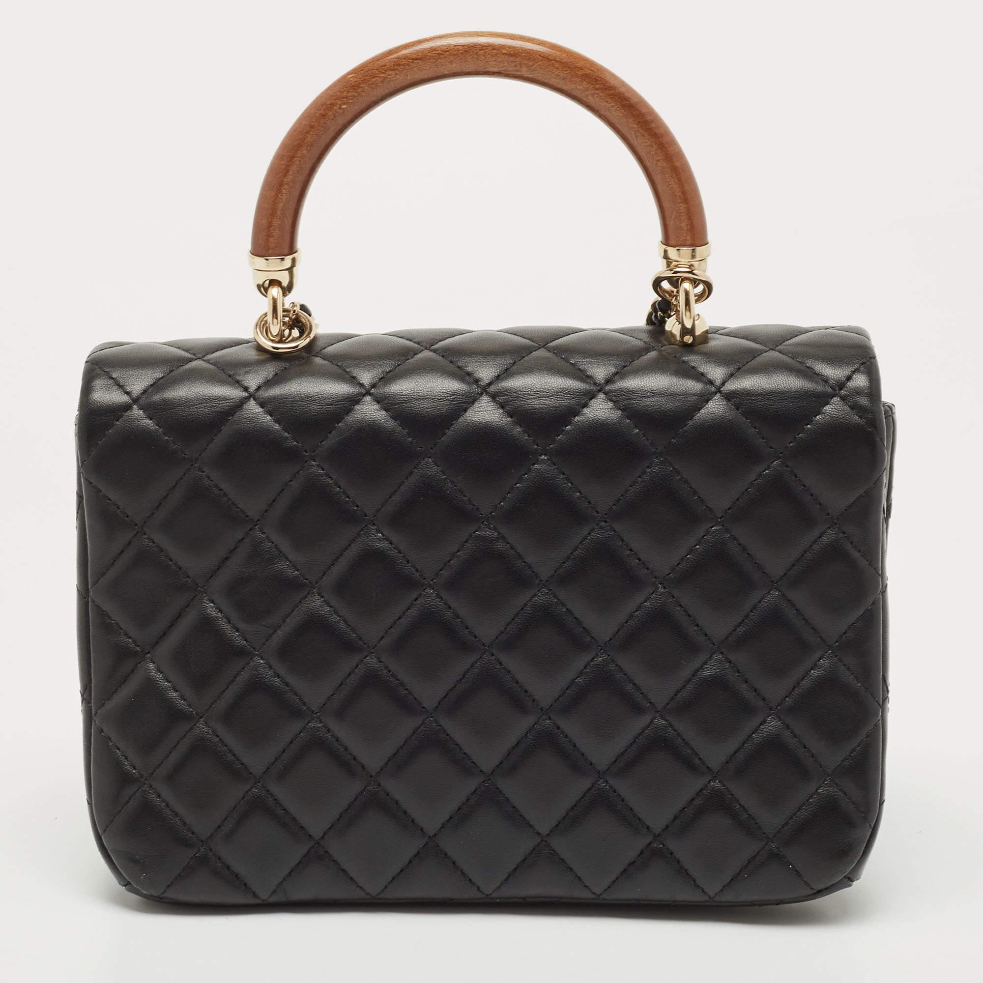 A structured and compact crossbody bag can assist you with many outings and can be styled with most of your attires. Chanel's bag is an example of the label’s penchant for creating staple pieces. It is crafted from quilted leather in a black shade
