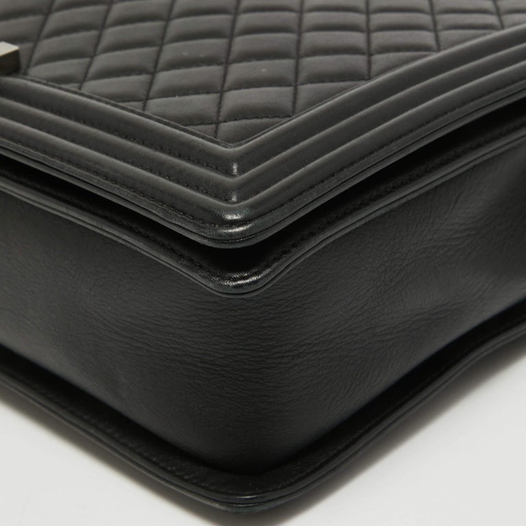 Chanel Black Quilted Leather Large Boy Flap Bag For Sale at 1stDibs