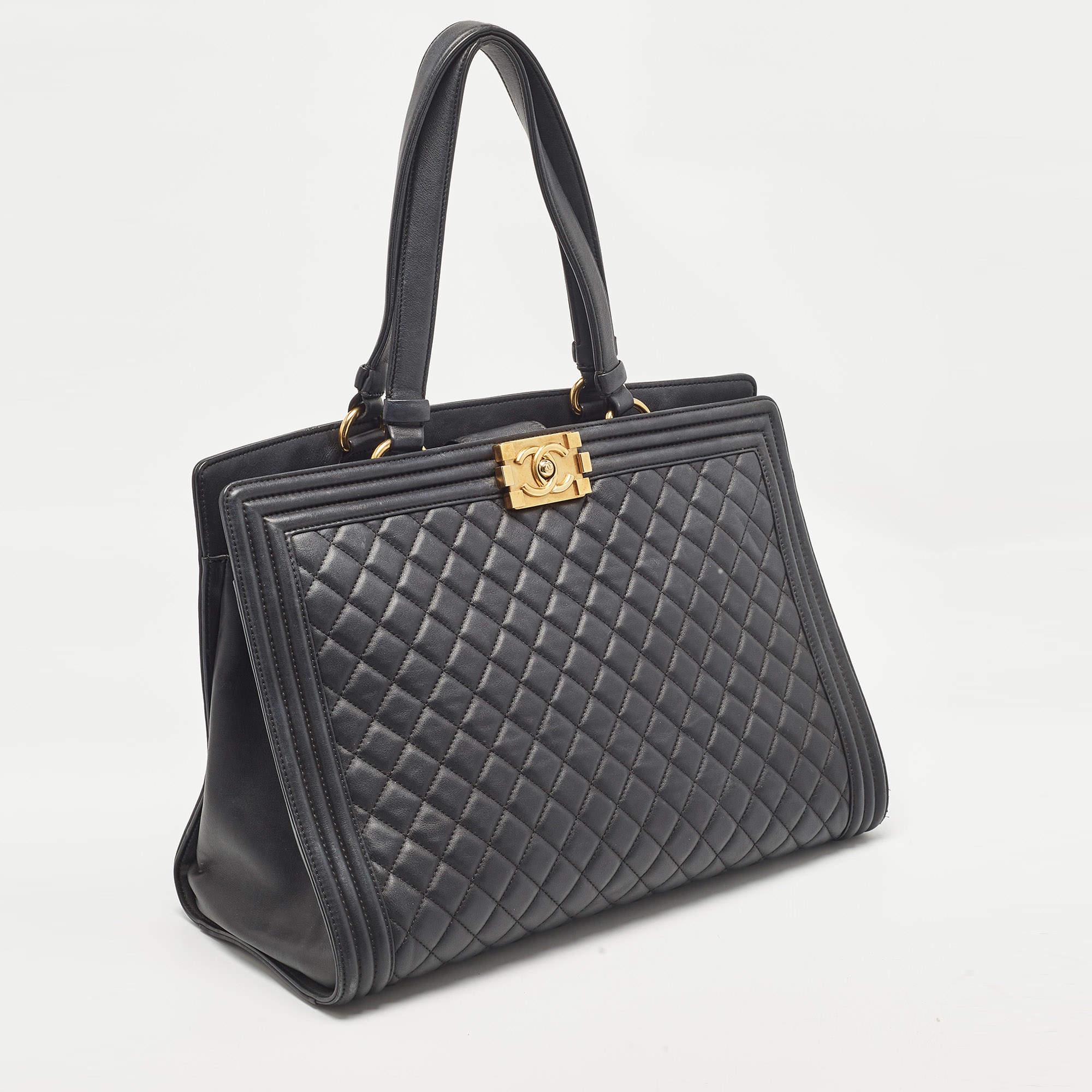 Chanel Black Quilted Leather Large Boy Shopper Tote In Fair Condition In Dubai, Al Qouz 2
