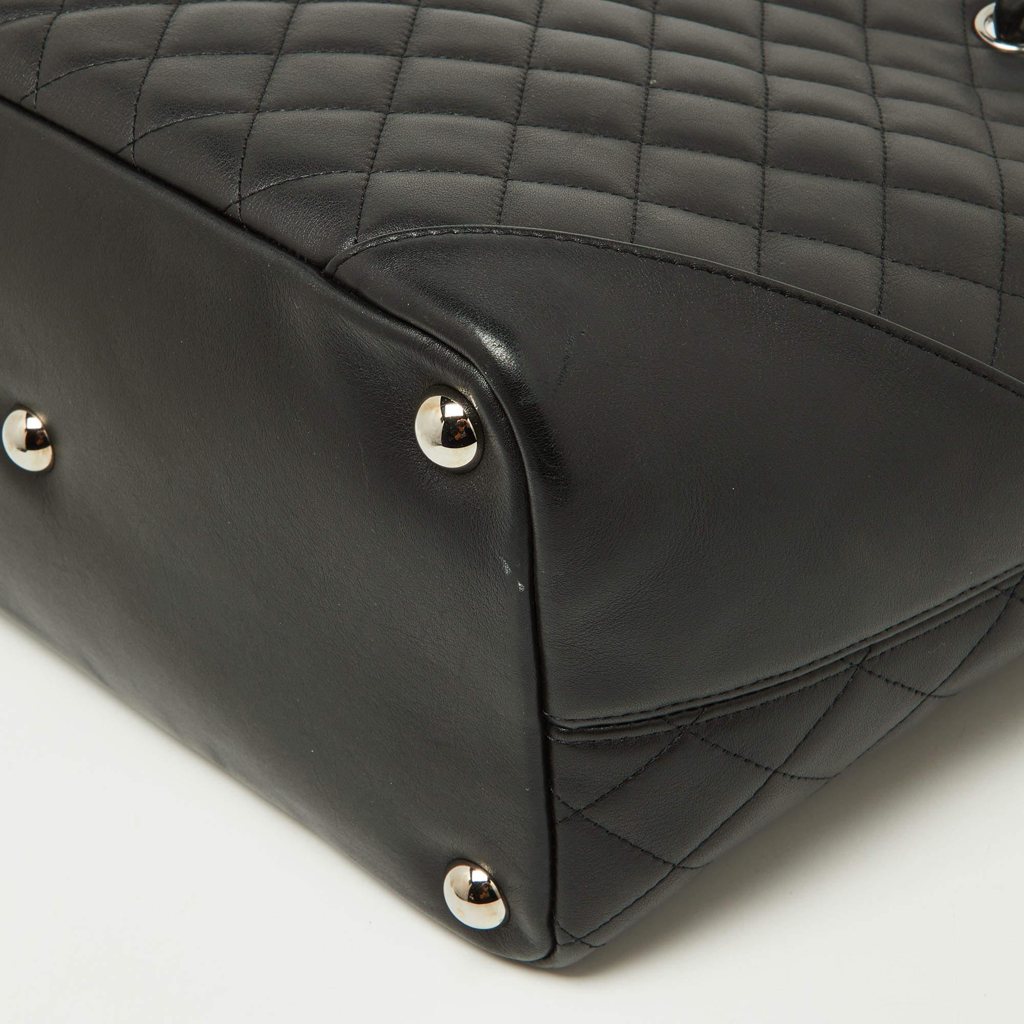 Chanel Black Quilted Leather Large Ligne Cambon Tote In Good Condition In Dubai, Al Qouz 2