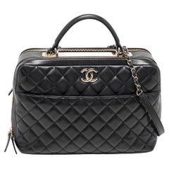 Chanel Schwarze große Trendy CC Bowler-Tasche aus gestepptem Leder