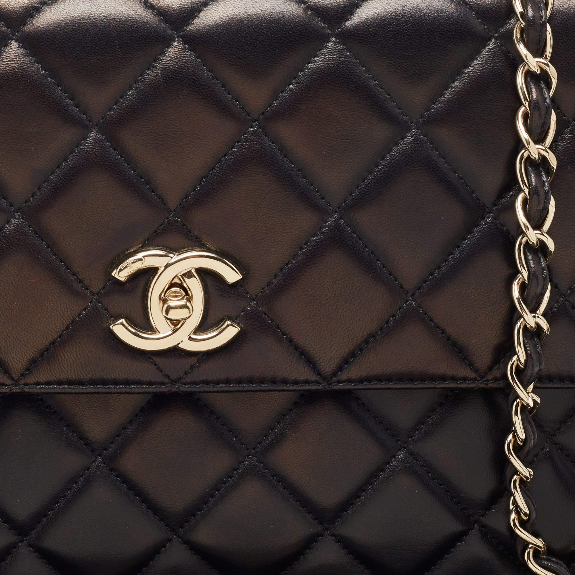 Chanel Schwarze große Trendy CC Top Handle Bag aus gestepptem Leder 10
