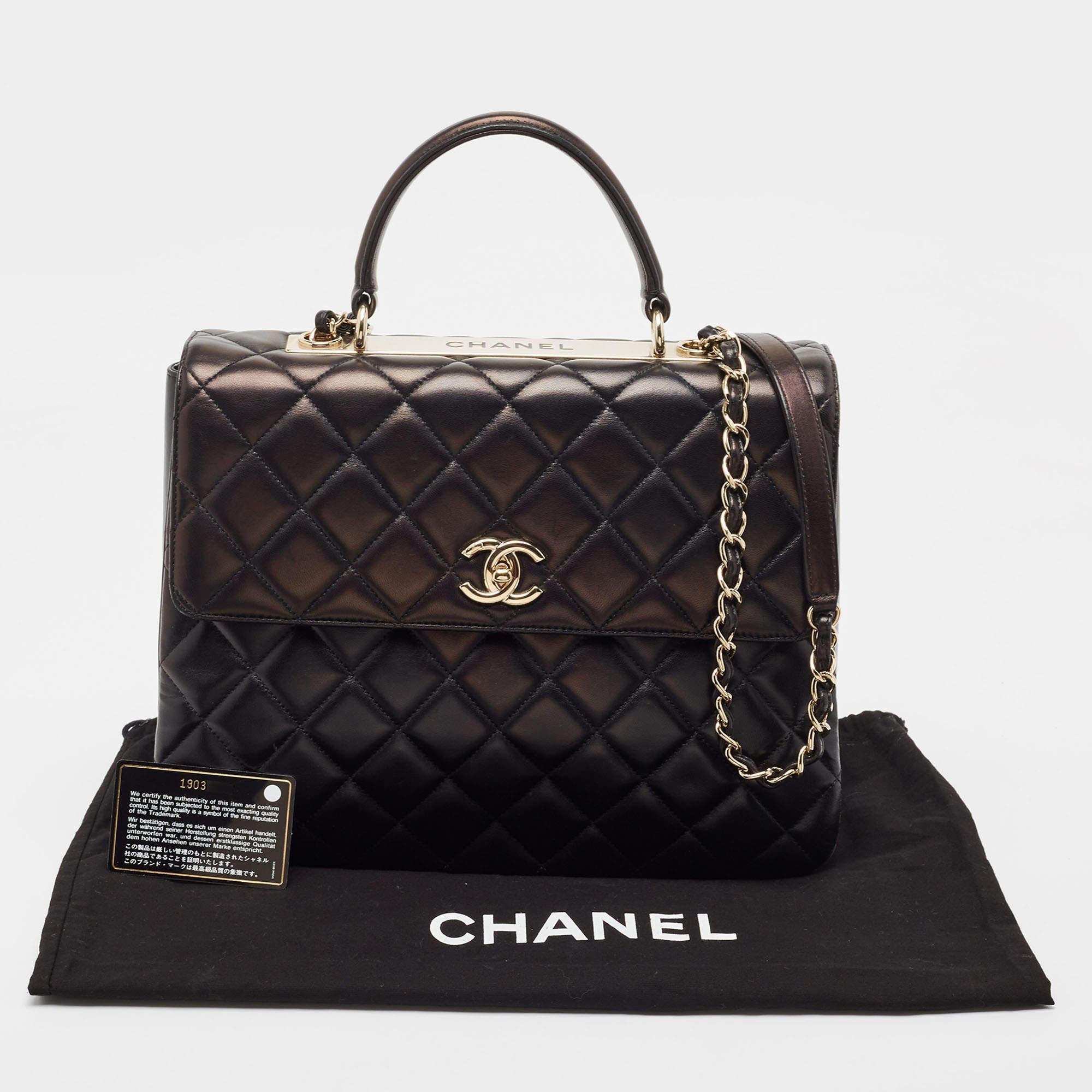 Chanel Schwarze große Trendy CC Top Handle Bag aus gestepptem Leder 13