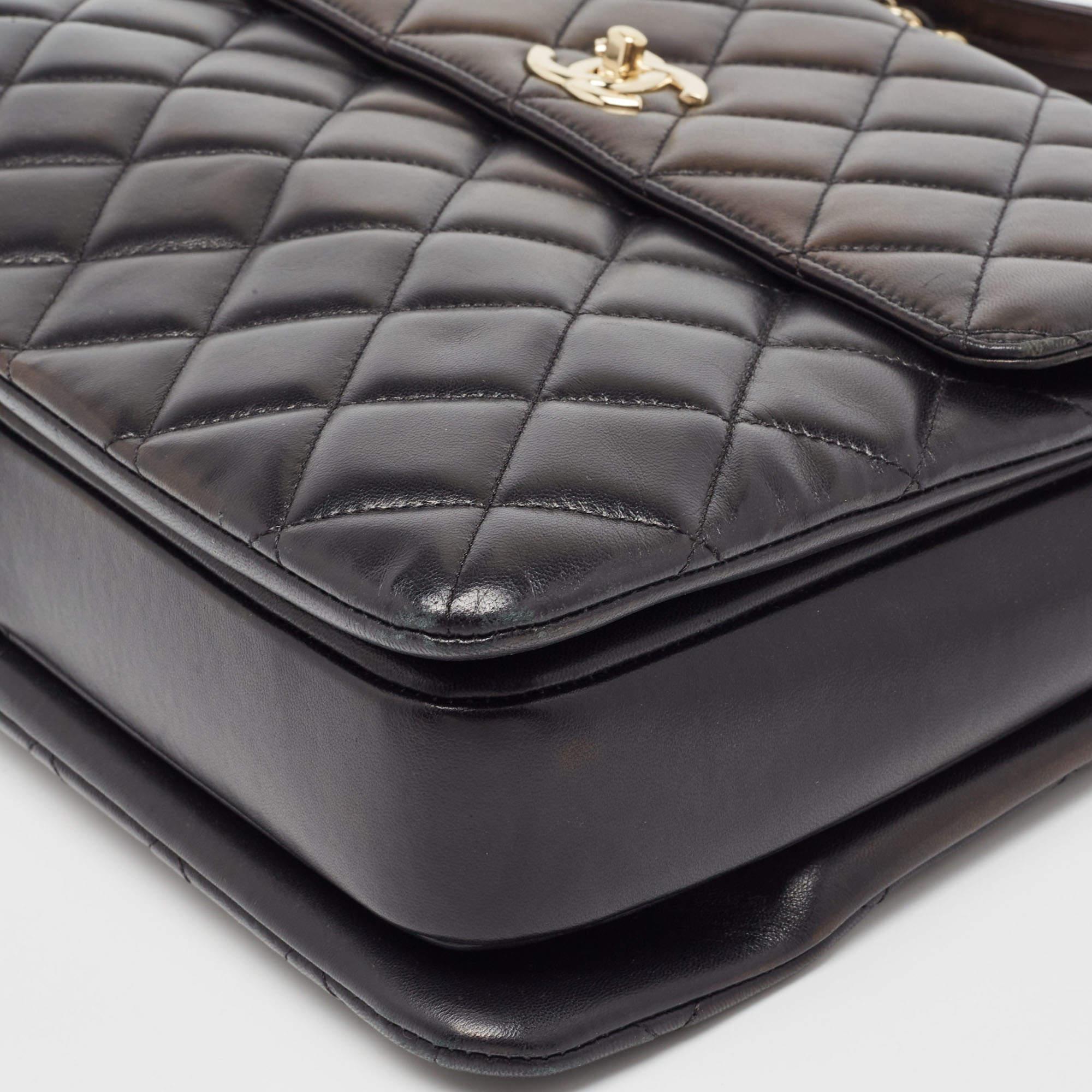 Chanel Schwarze große Trendy CC Top Handle Bag aus gestepptem Leder Damen