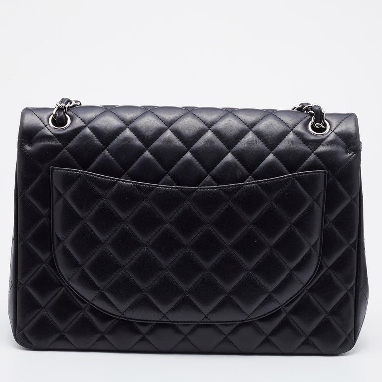 Brimming with elegance and beauty, this Chanel bag will instantly amp up your ensemble. Made using the best materials, this exquisite creation is a perfect ode to the House's meticulous craftsmanship.

Includes: Original Dustbag, Authenticity Card

 