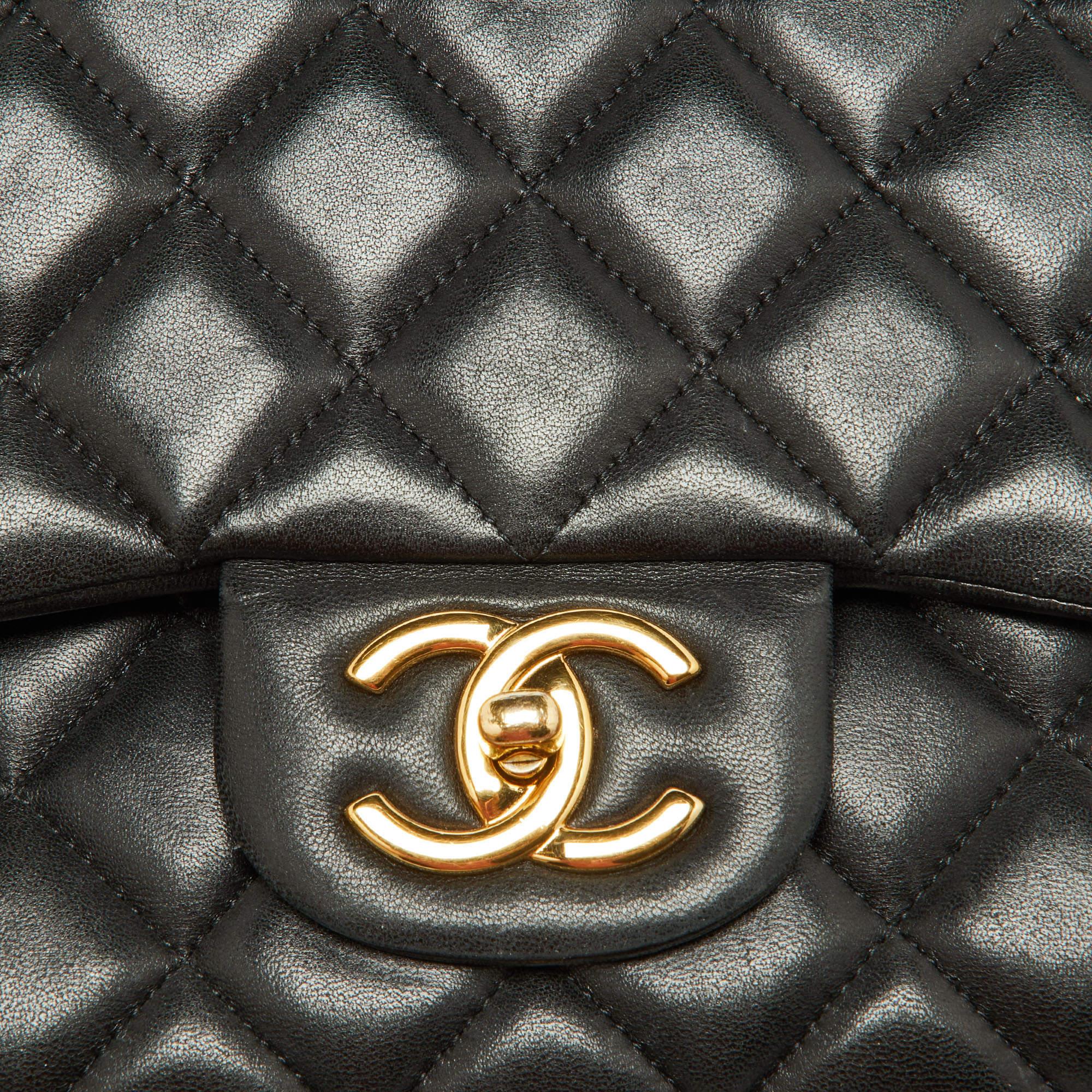 Chanel Black Quilted Leather Maxi Classic Double Flap Bag For Sale 1