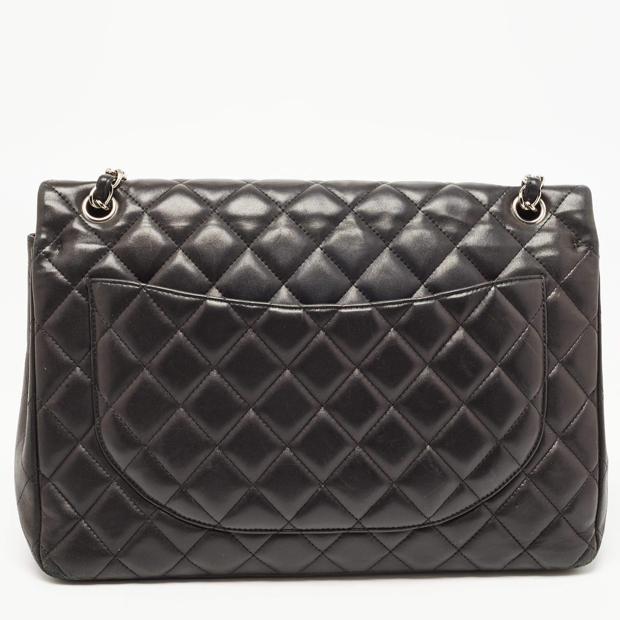 Chanel Black Quilted Leather Maxi Classic Double Flap Bag For Sale 4