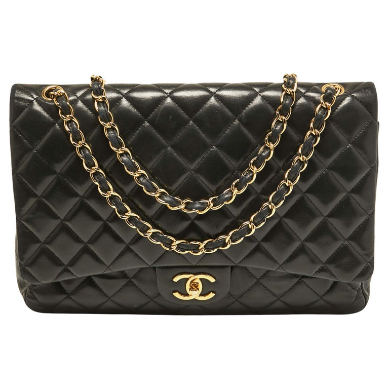 CHANEL Caviar Classic Flap Gusseted Wallet With Unbranded Chain Insert and  Charms at 1stDibs
