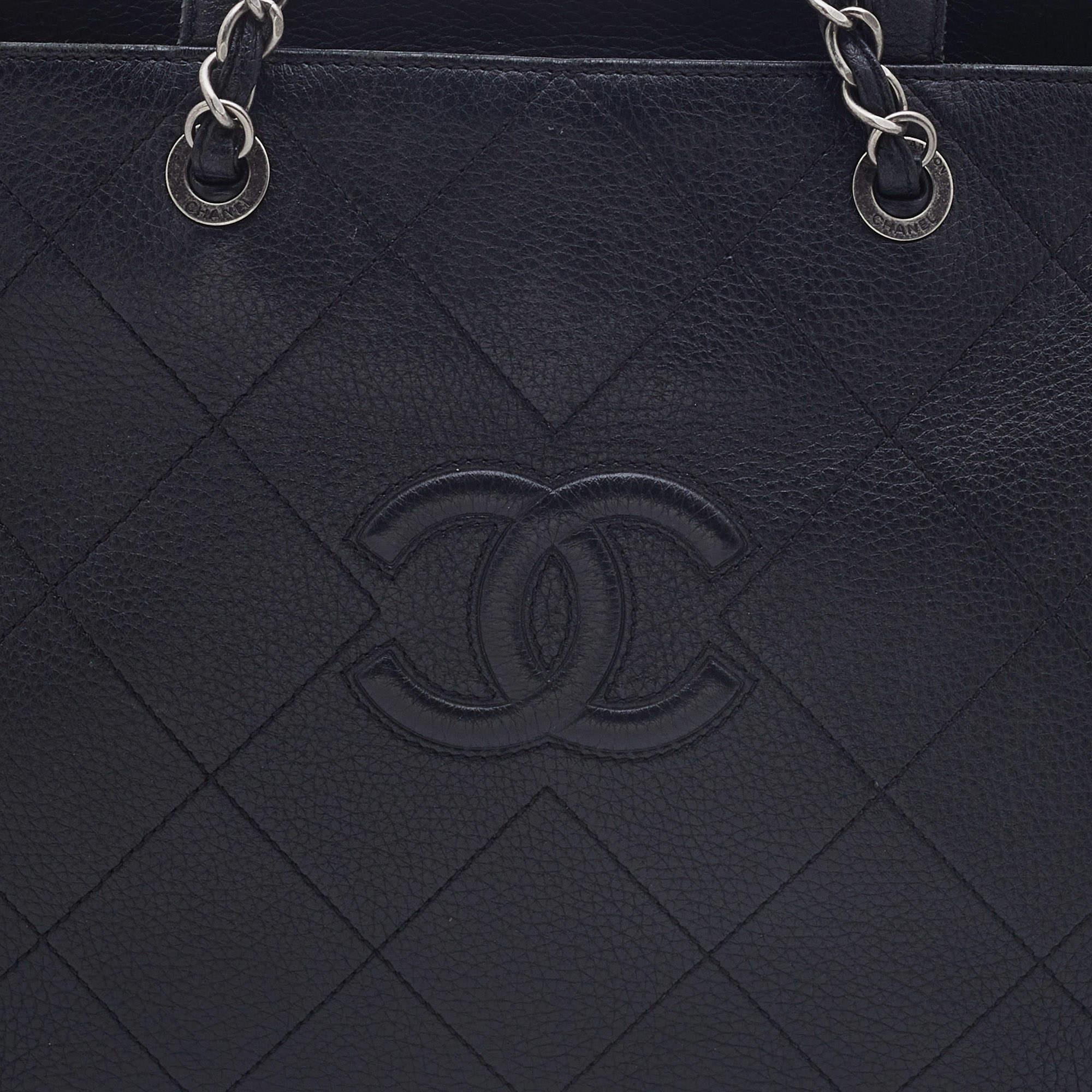 Chanel Black Quilted Leather Medium CC Shopper Tote 6