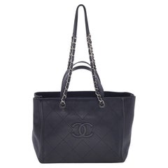Chanel Black Quilted Leather Medium CC Shopper Tote