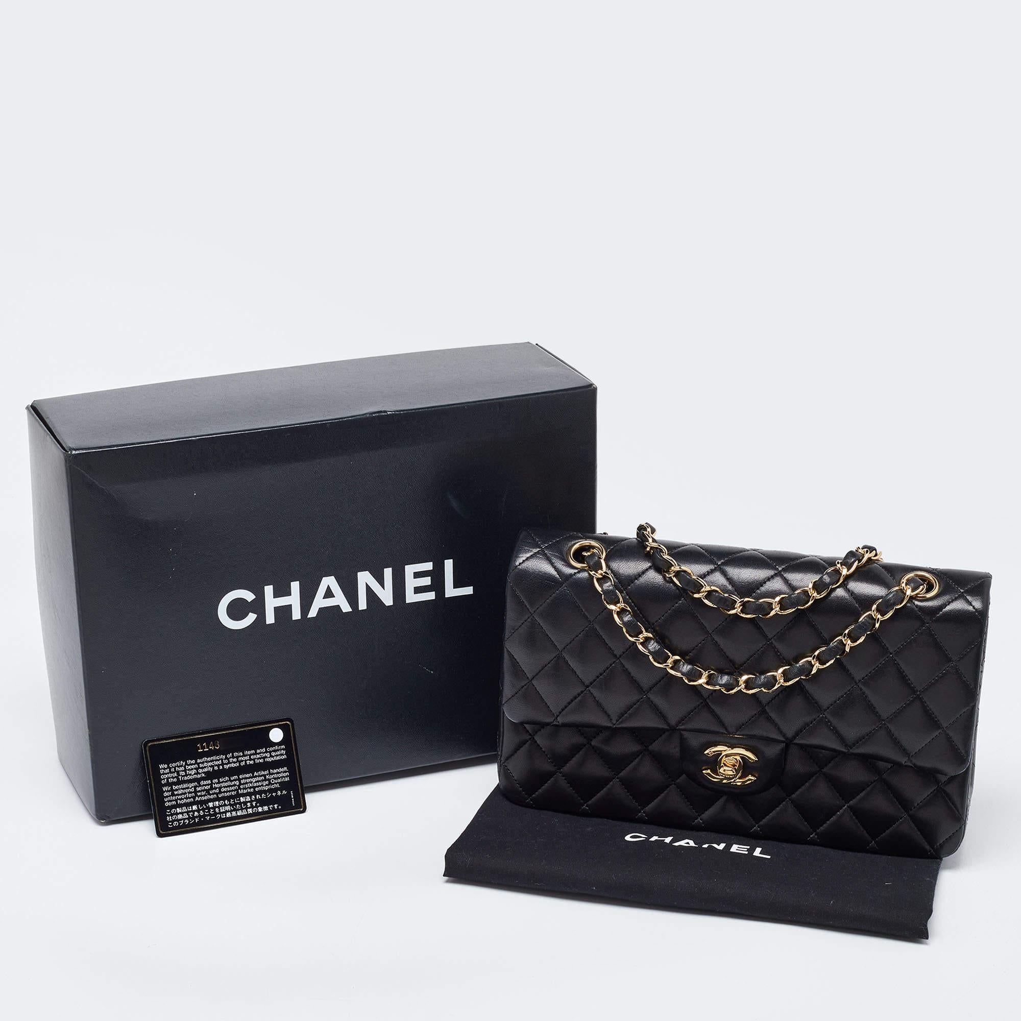 Chanel Black Quilted Leather Medium Classic Double Flap Bag For Sale 11