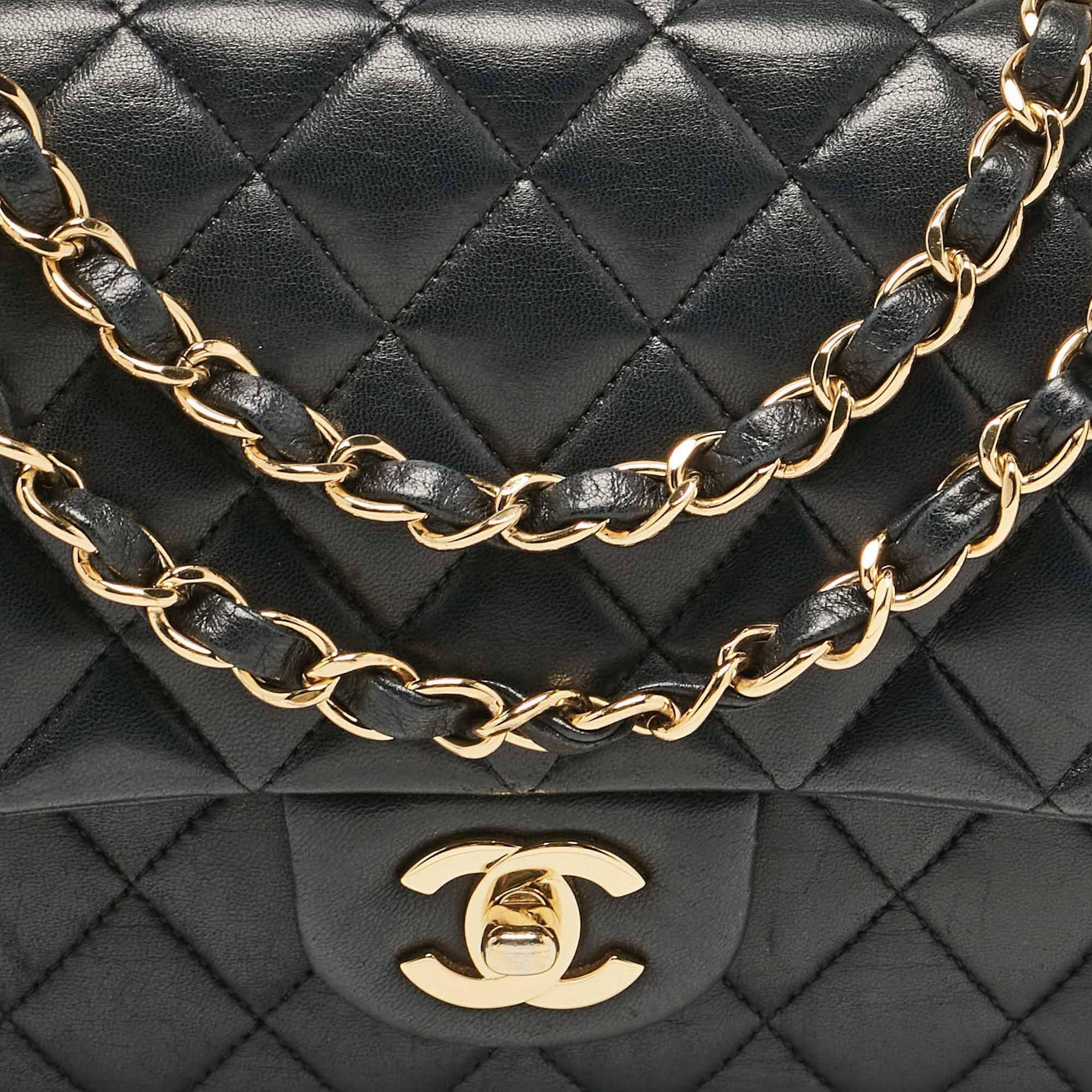Chanel Black Quilted Leather Medium Classic Double Flap Bag For Sale 1