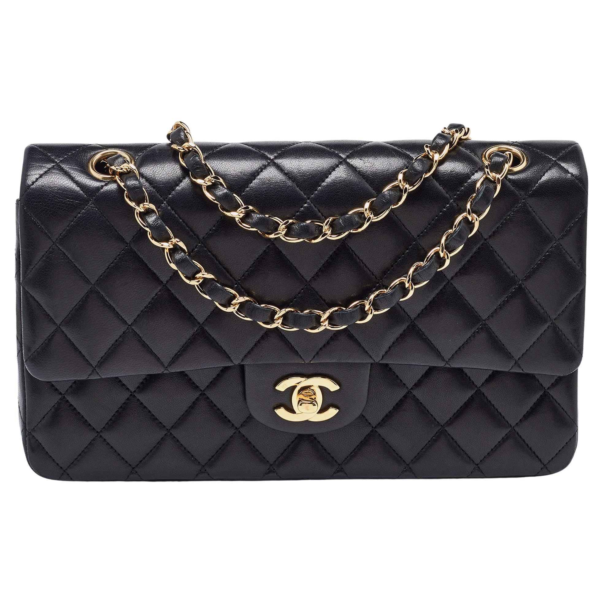 Chanel Black Quilted Leather Medium Classic Double Flap Bag For Sale