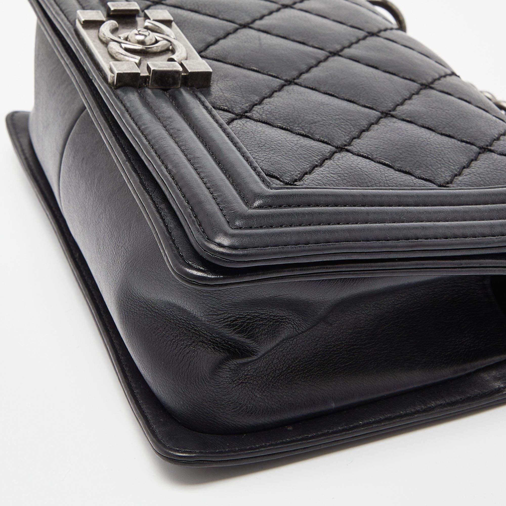Chanel Black Quilted Leather Medium Double Stitch Boy Flap Bag For Sale 7