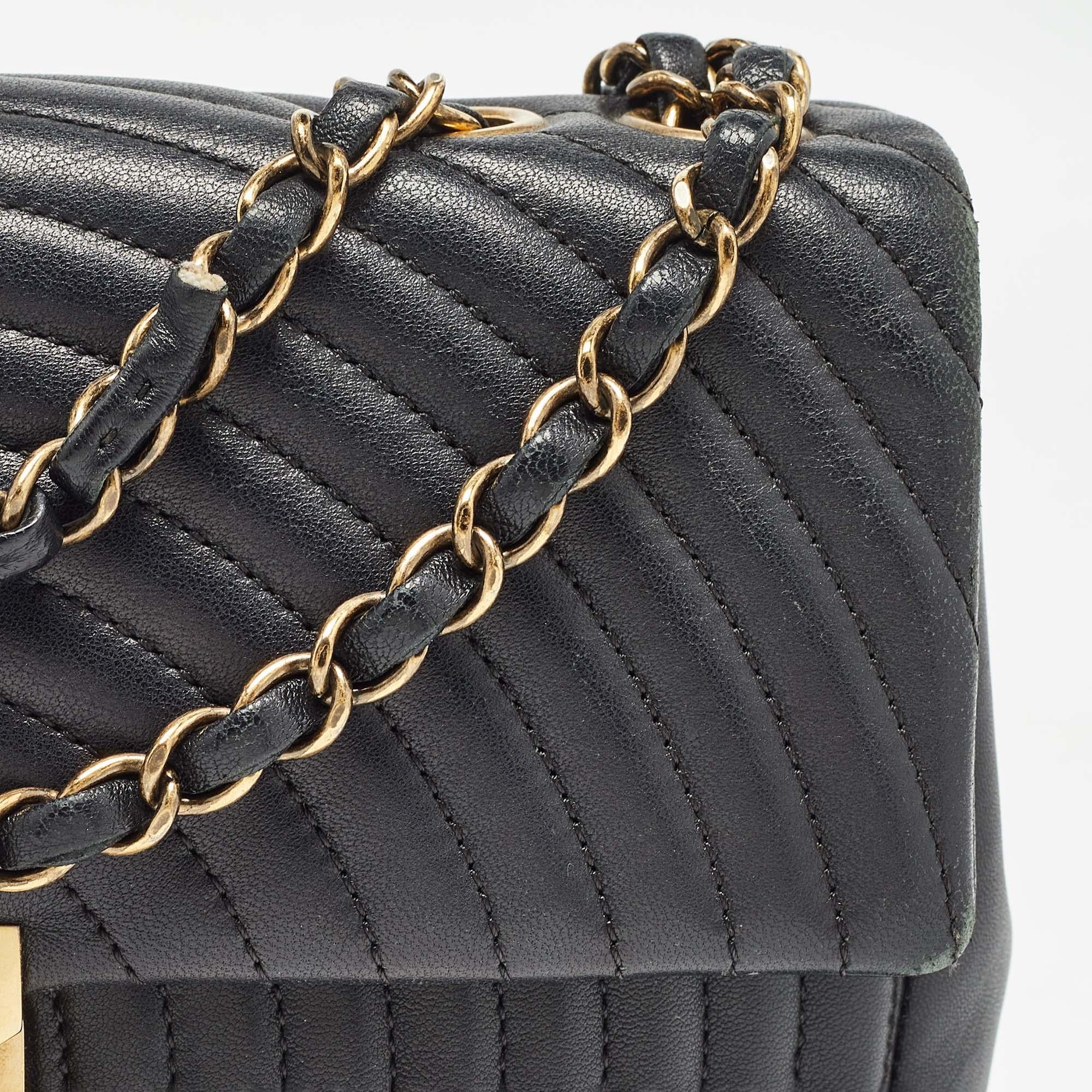 Chanel Black Quilted Leather Medium Pagoda Flap Bag 1