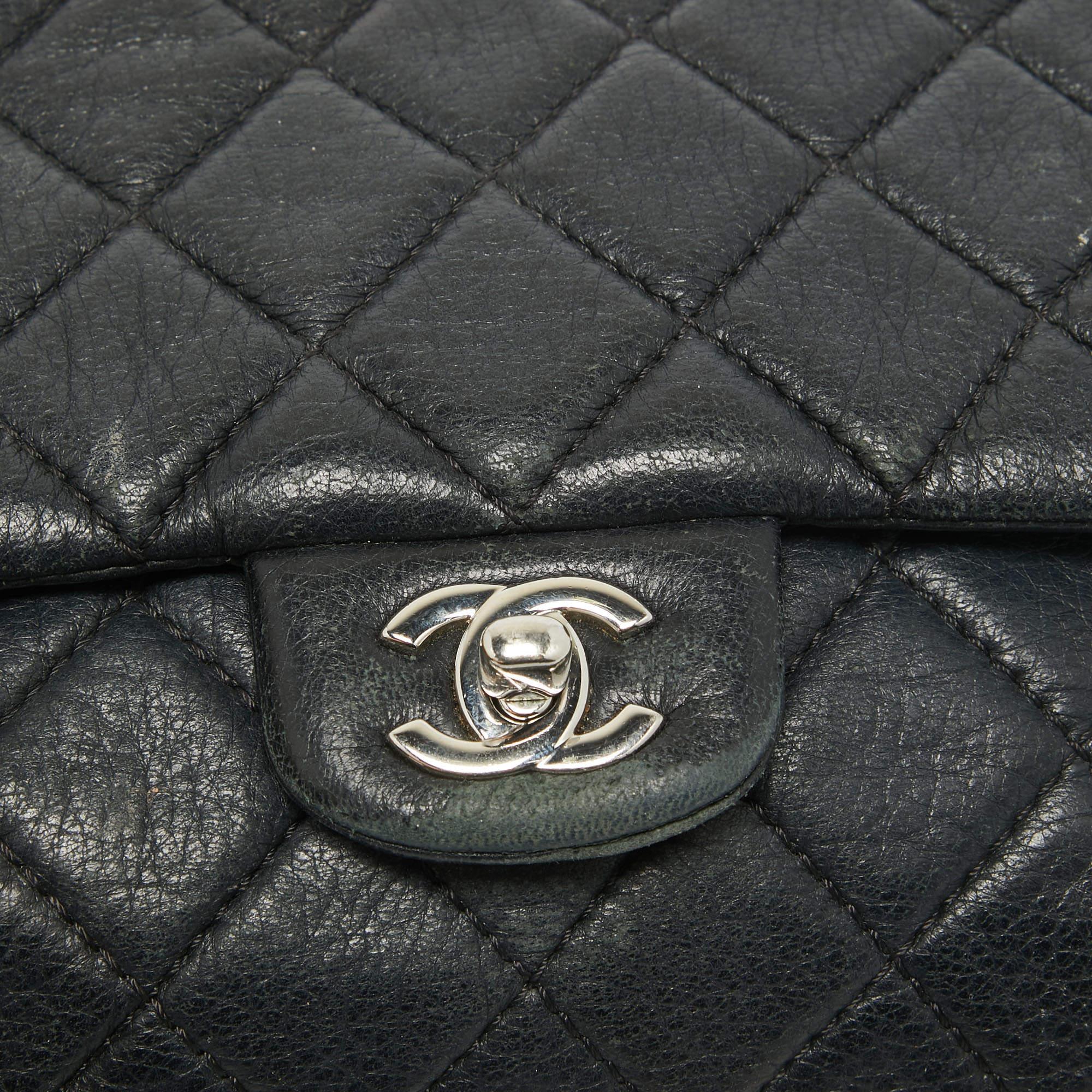Chanel Black Quilted Leather Medium Soft Easy Flap Bag For Sale 1